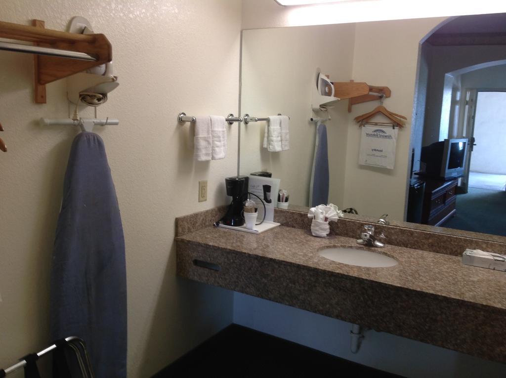 Homebridge Inn And Suites Beaumont Buitenkant foto
